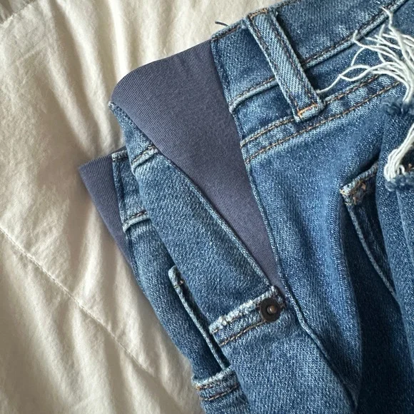 Hatch under the belly crop jeans, size 26